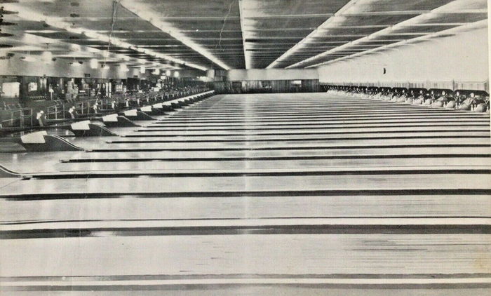 Great Lakes Bowling Centre - Old Postcard (newer photo)